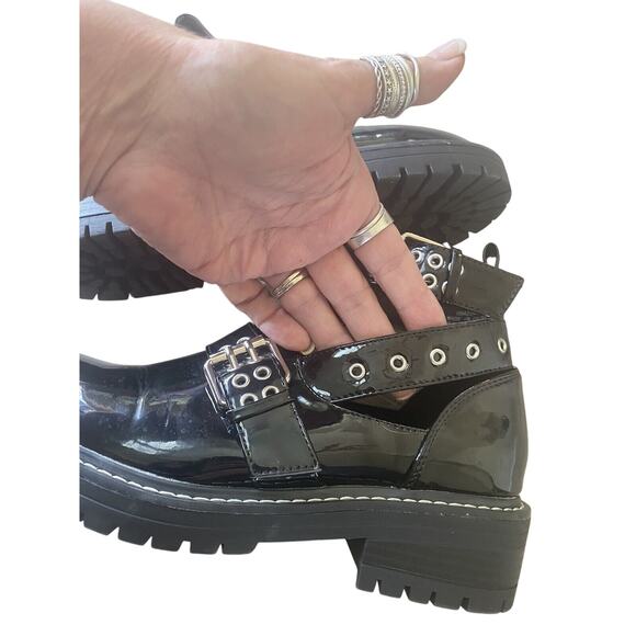 NWOB Forever 21 Black Sheen Strappy Platform Ankle Boots Style Rockstar Shoes 7 - Picture 7 of 11